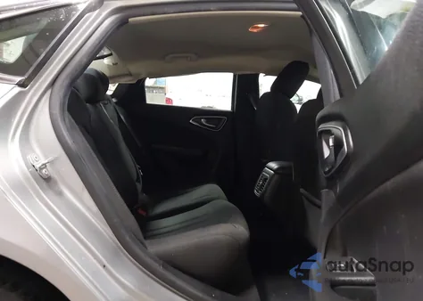 2016 Chrysler 200 Limited from USA, damaged, VIN 1C3CCCAG0GN141699